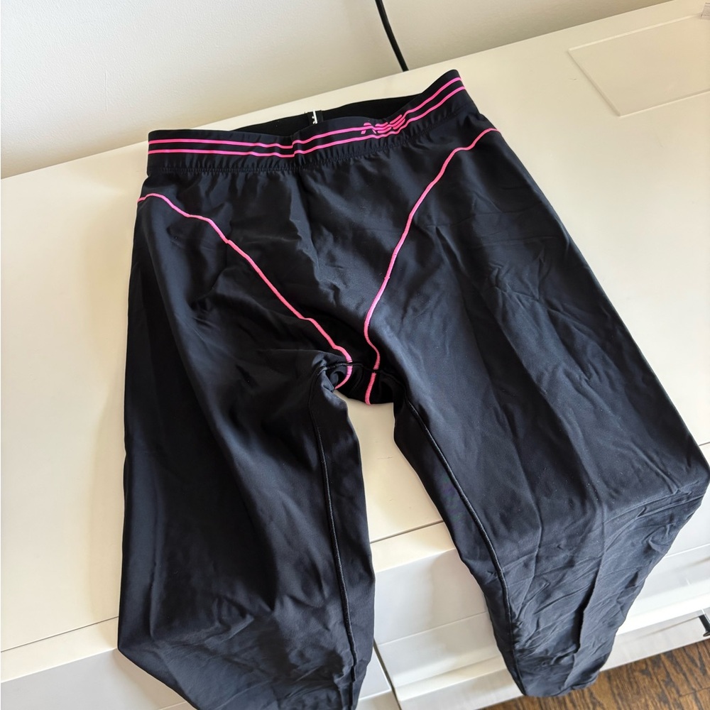 Black Leggings with Pink Trim adam Salman sport